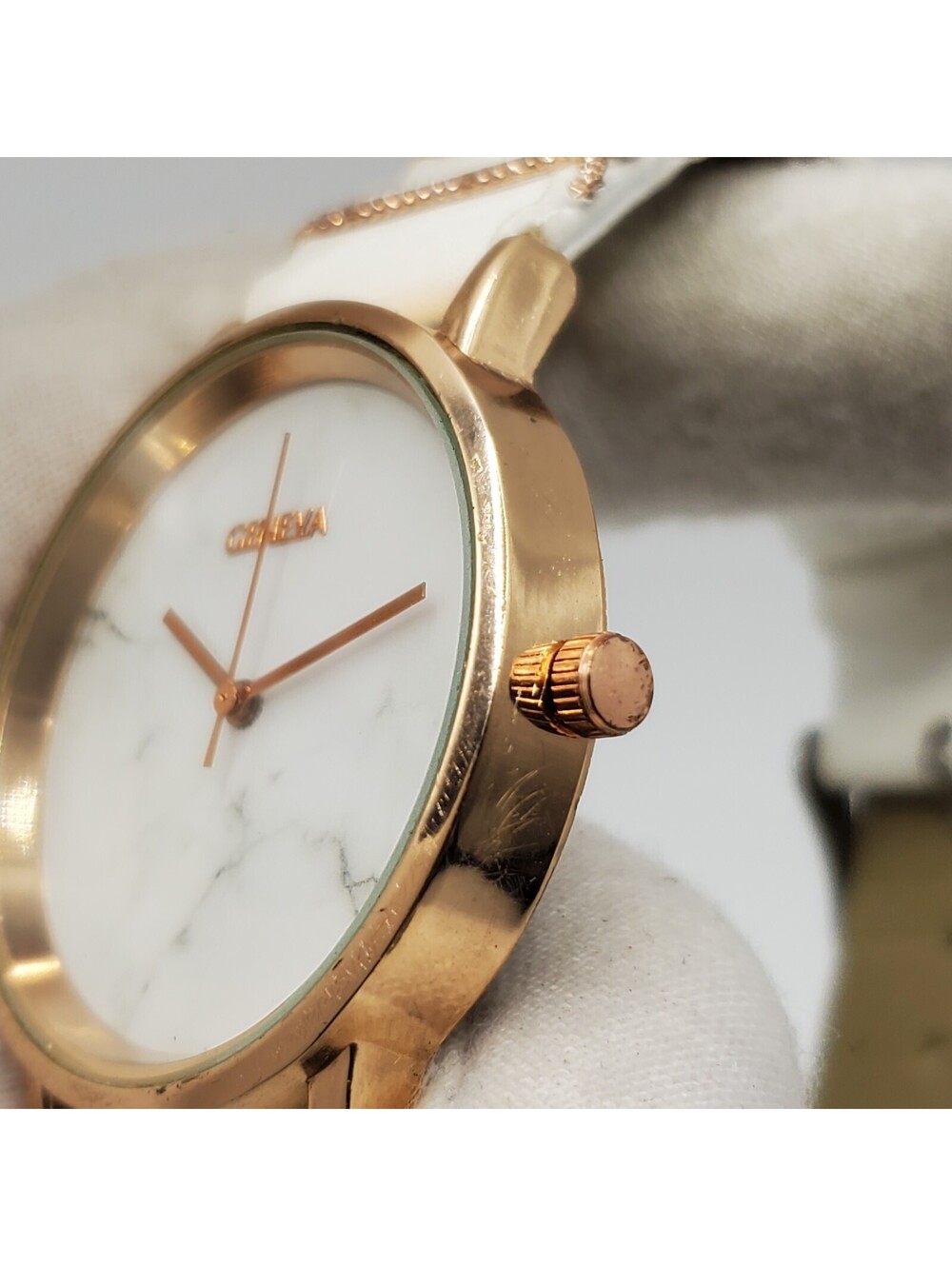 Geneva Watch Women 36mm Marble Style Dial White Band New Battery - Picture 9 of 14